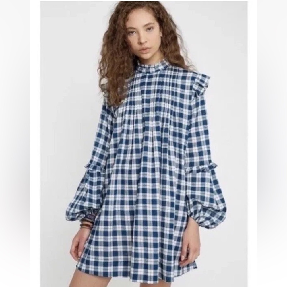 Urban Outfitters Navy and White Jill dress- Checkered with puff sleeves worn 4x